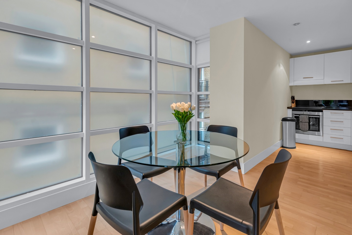 Additional image 6 of 1 Bed Flat, High Timber Street, EC4V, N1 7GU