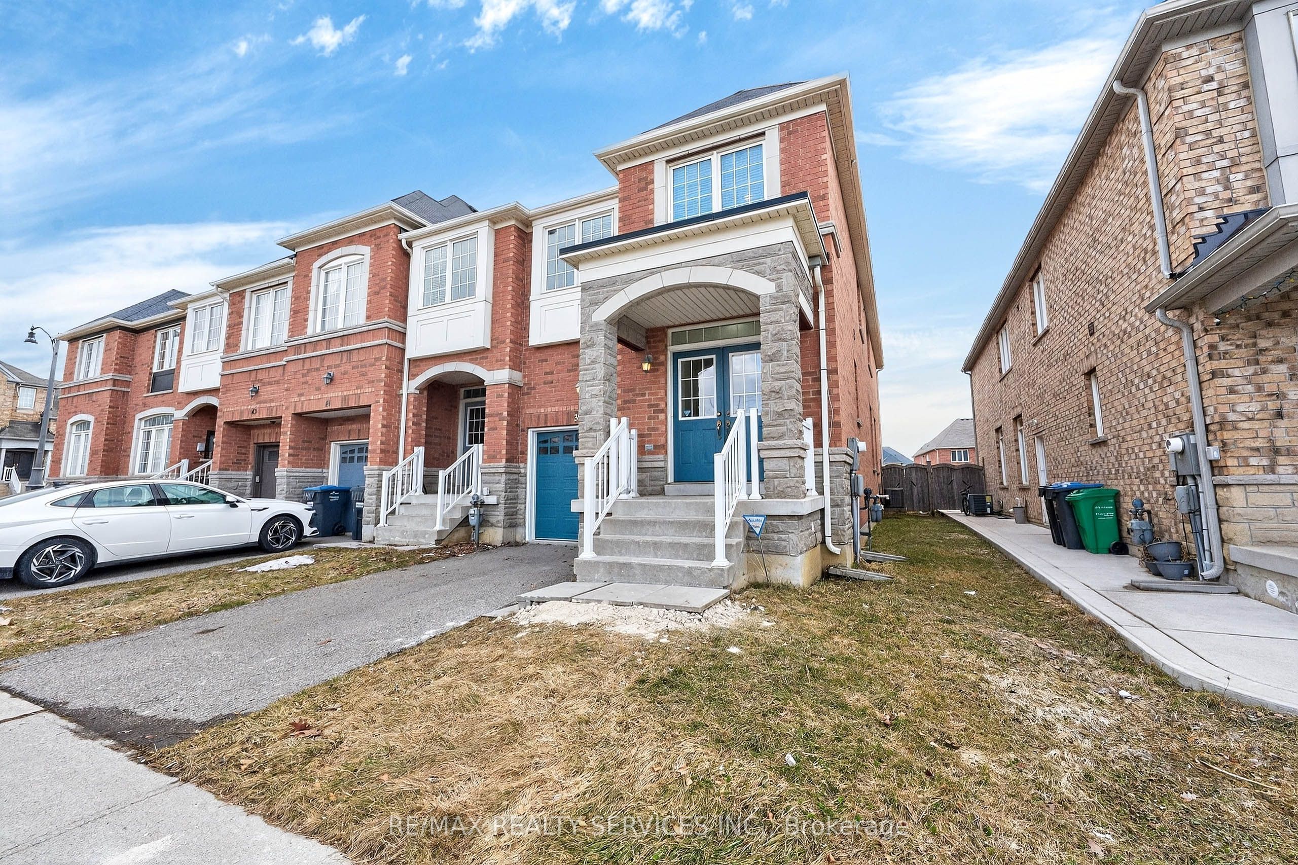Additional image 4 of 39 Lorenzo Circle, Brampton, ON, L6R 3N4