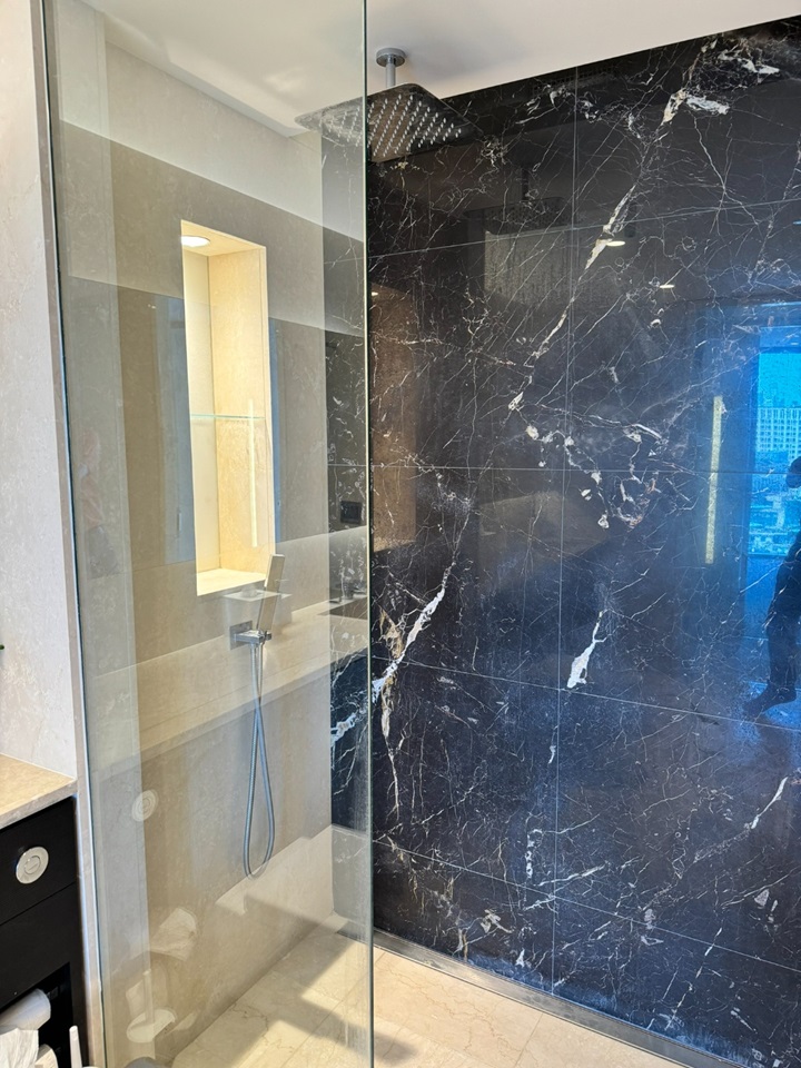 Additional image 26 of 3 Bed Flat, St. George Wharf, SW8, N1 7GU