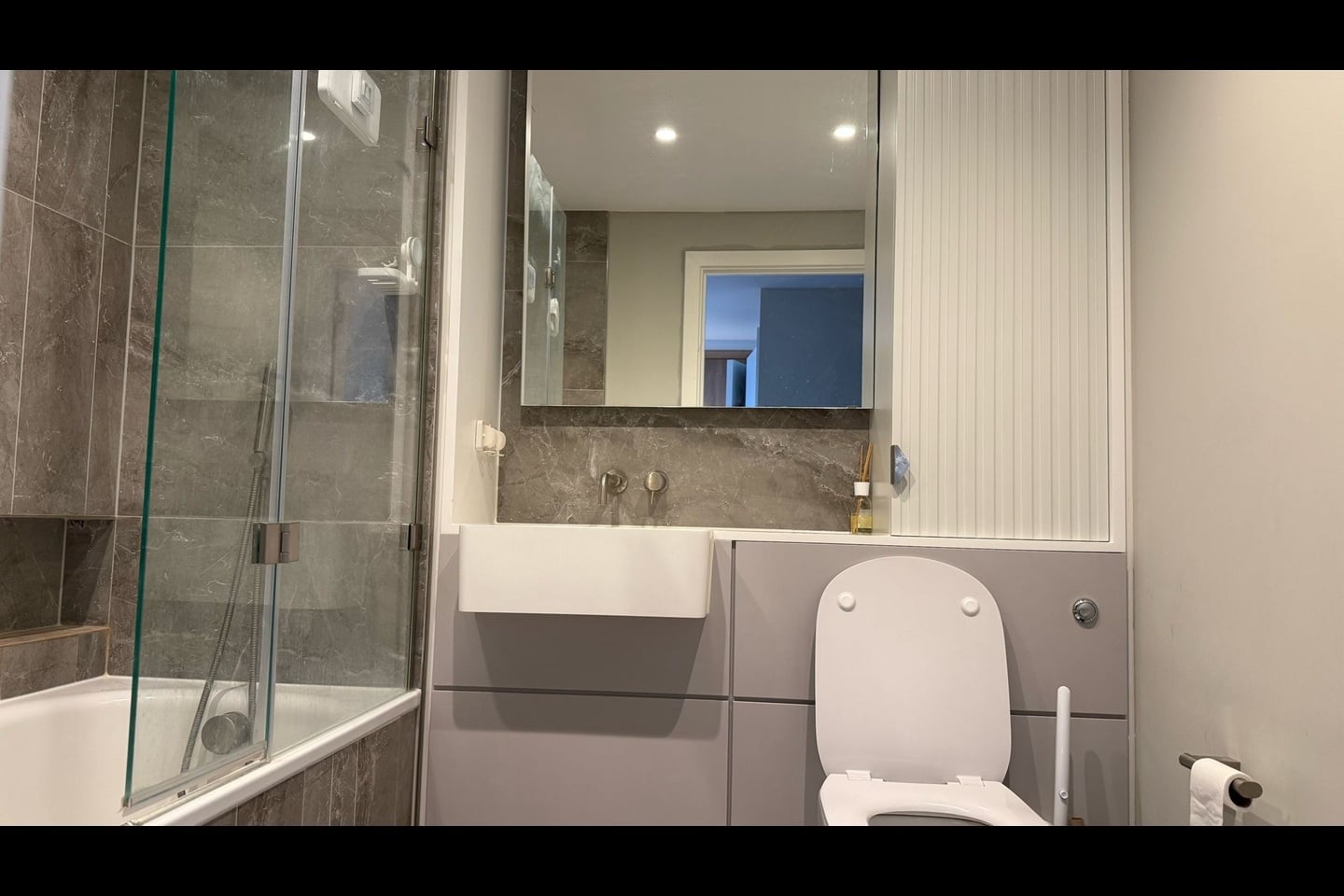 Additional image 22 of Studio Flat, Gasholder Place, SE11, N1 7GU