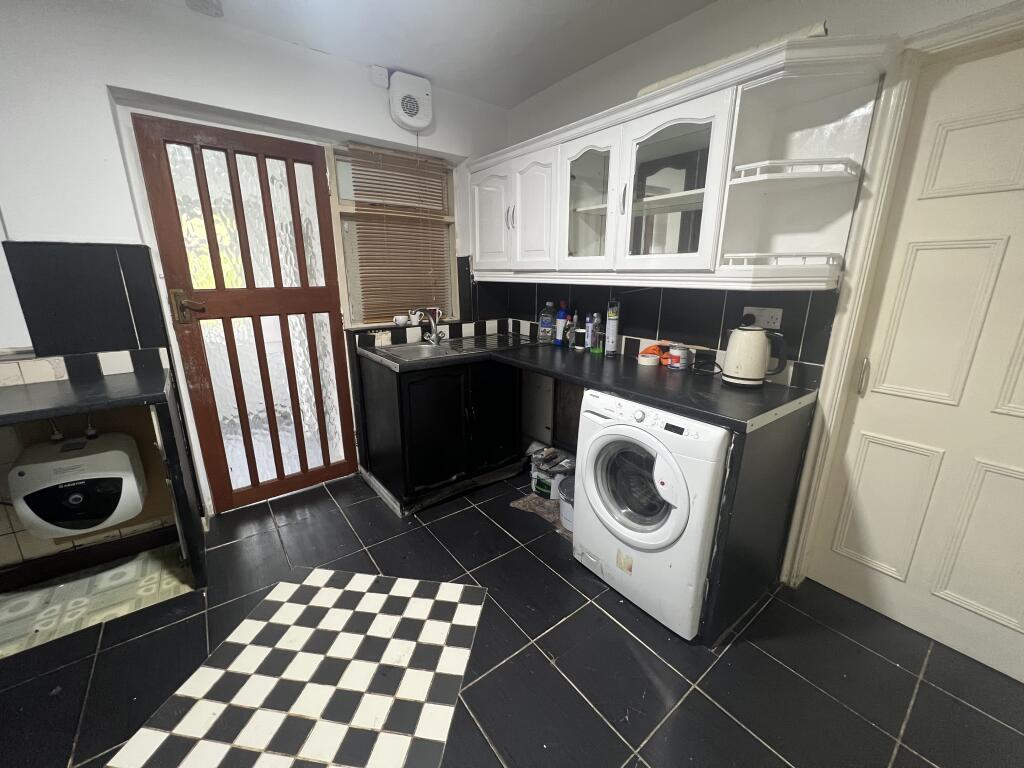 Additional image 4 of Merritts Brook Lane, Northfield