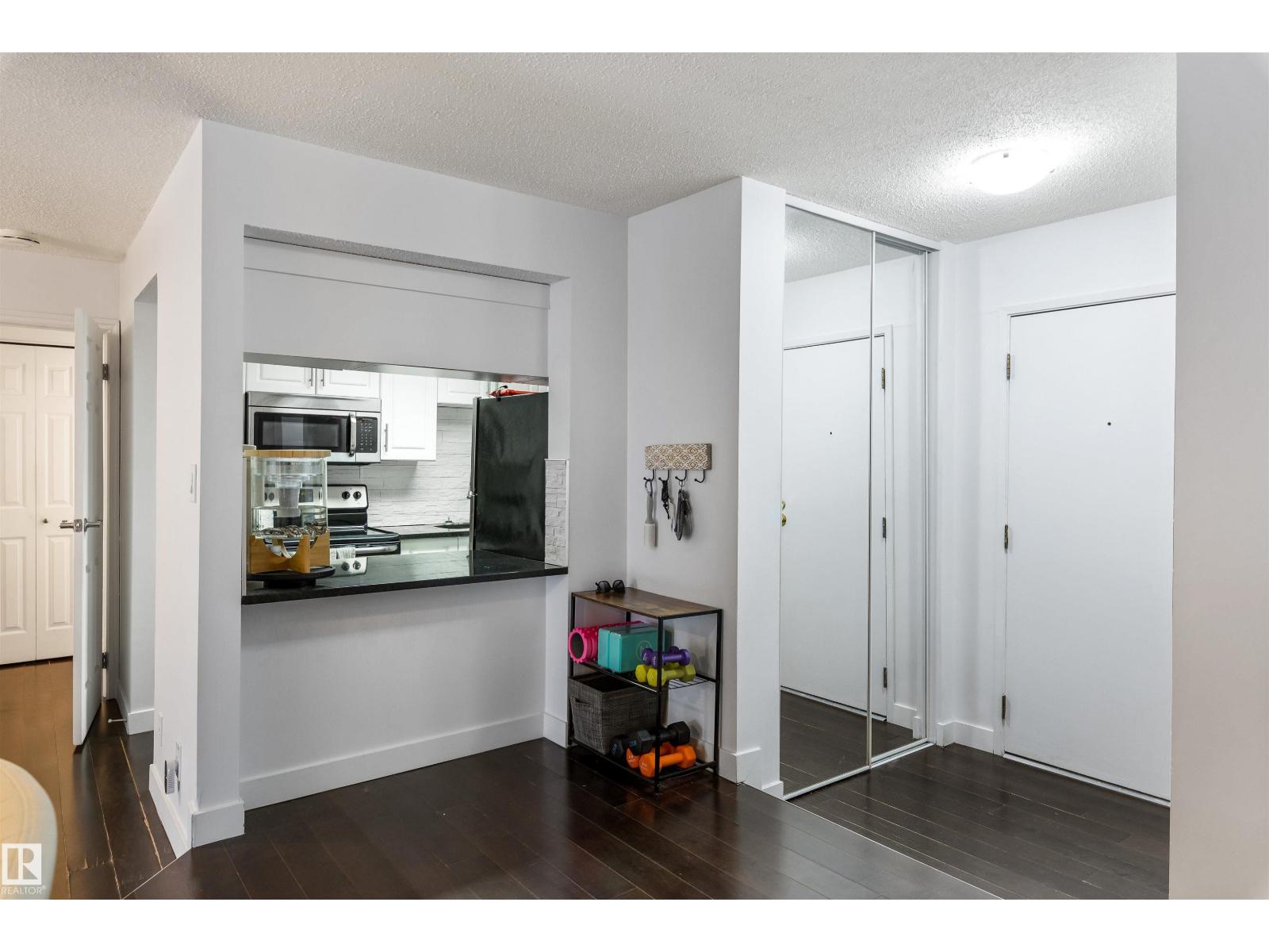 Additional image 6 of 403-10335 118 Street NW, Edmonton, AB, T5K1Y6