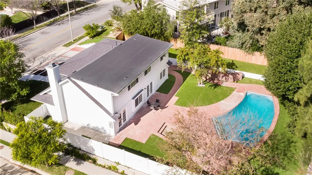 Additional image 59 of 5204 Ambridge Dr, Calabasas, CA 91301