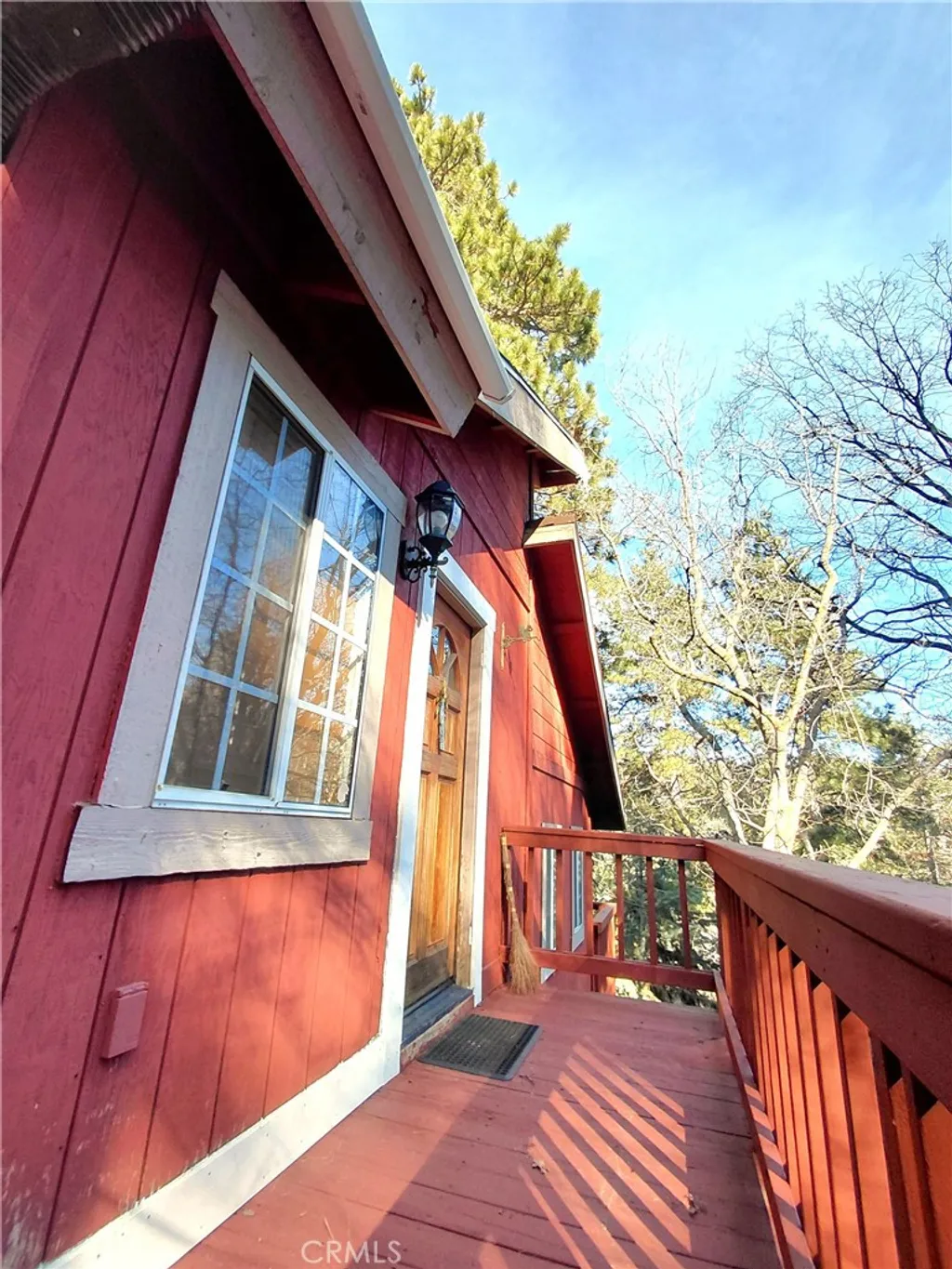 Additional image 5 of 729 E Victoria Court, Lake Arrowhead, CA 92352