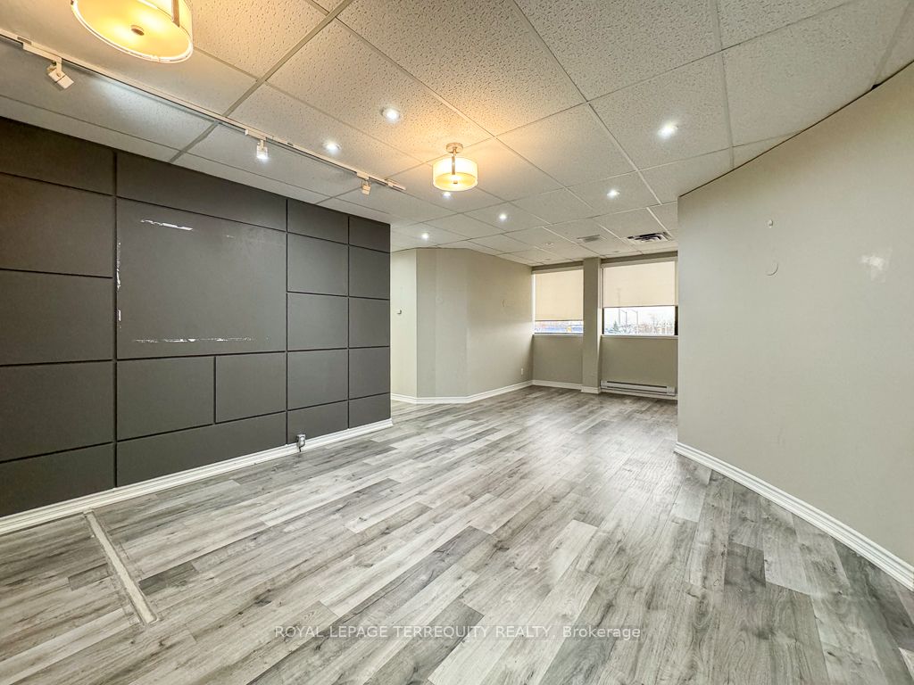 Additional image 2 of 201-5402 Main Street, Whitchurch-stouffville, ON, L4A 1H3
