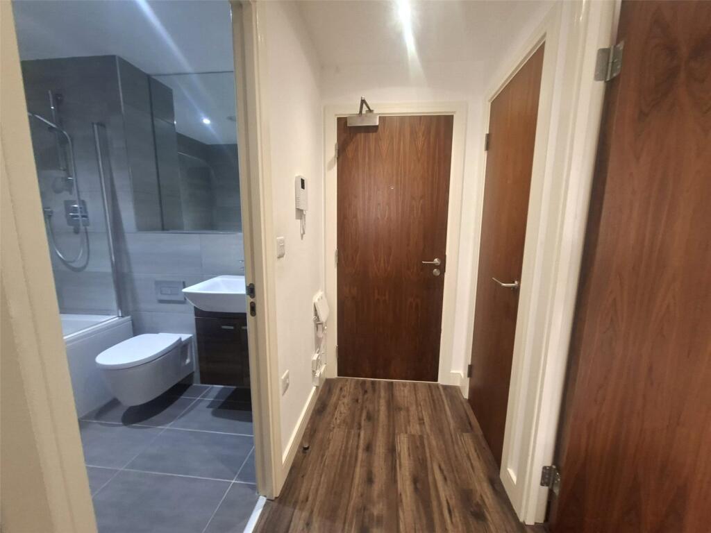 Additional image 8 of Broadway Residences, 105 Broad Street, B15