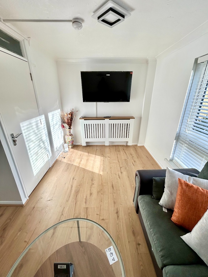 Additional image 3 of Room in a Shared House, Kennet Street, E1W, N1 7GU