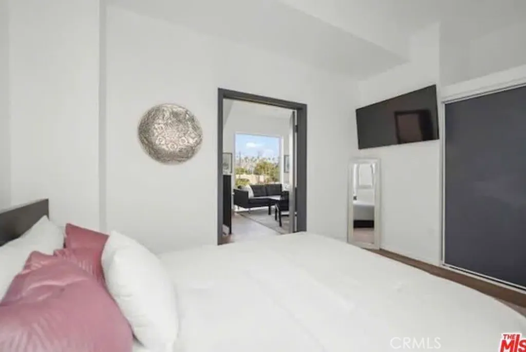 Additional image 11 of 4537 W 16th Unit 1/2, Los Angeles, CA 90019