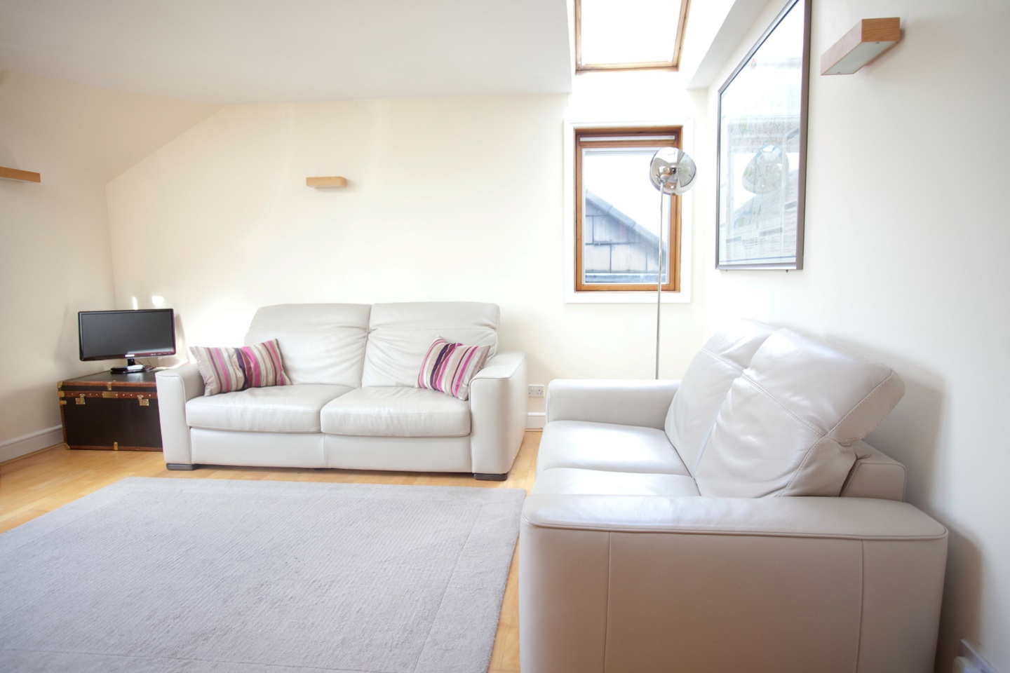 Additional image 4 of 1 Bed Penthouse, Scotts Sufferance Wharf, SE1, N1 7GU