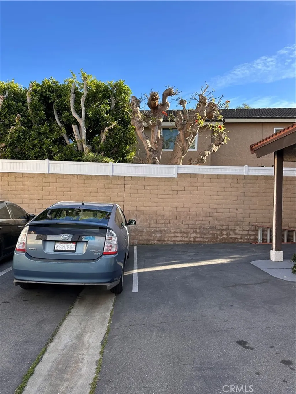 4832 King Circle Unit D, Huntington Beach, CA 92648