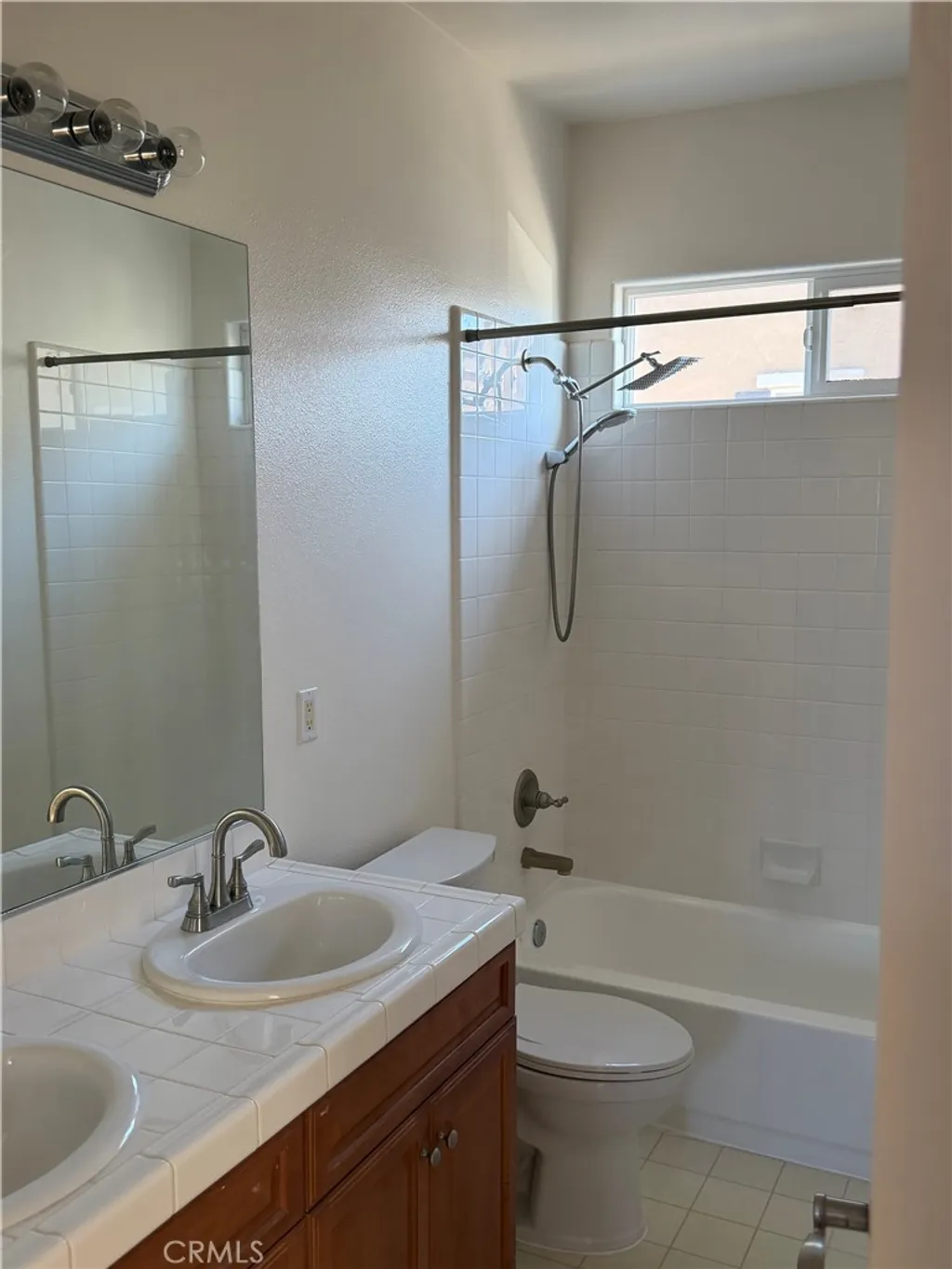 Additional image 16 of 317 commons park Drive, Camarillo, CA 93012