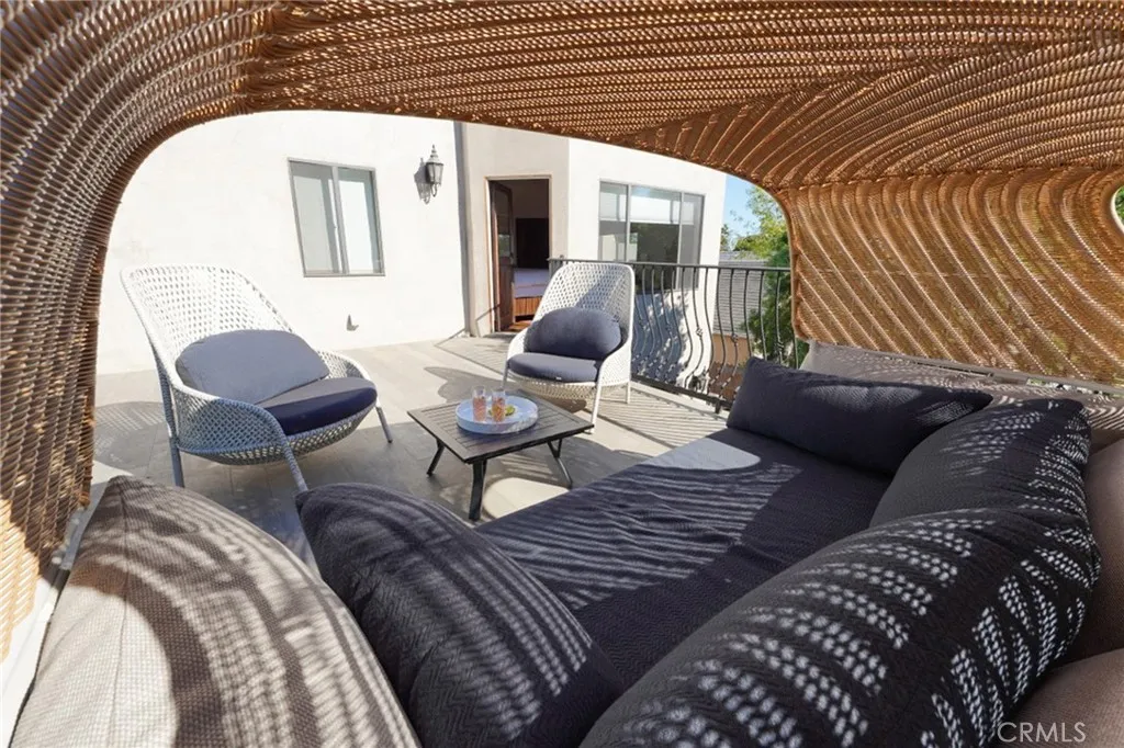 Additional image 66 of 1949 N Catalina Street, County - Los Angeles, CA 90027