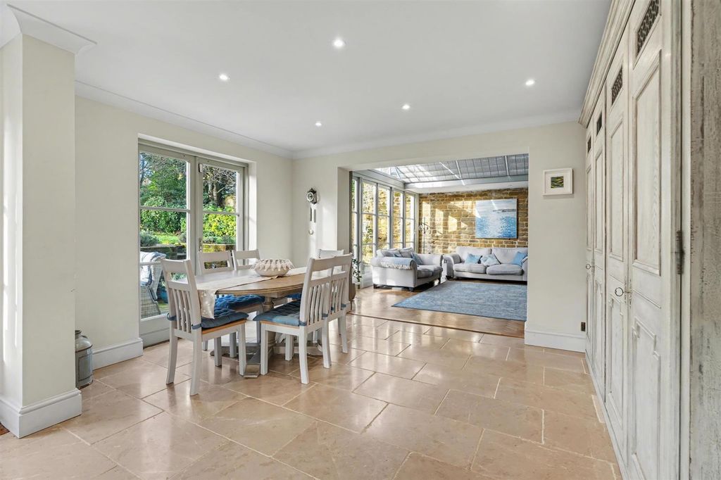 Additional image 6 of 6 bed detached house for saleCourt House, 4 Court Close, Creaton, Northampton NN6