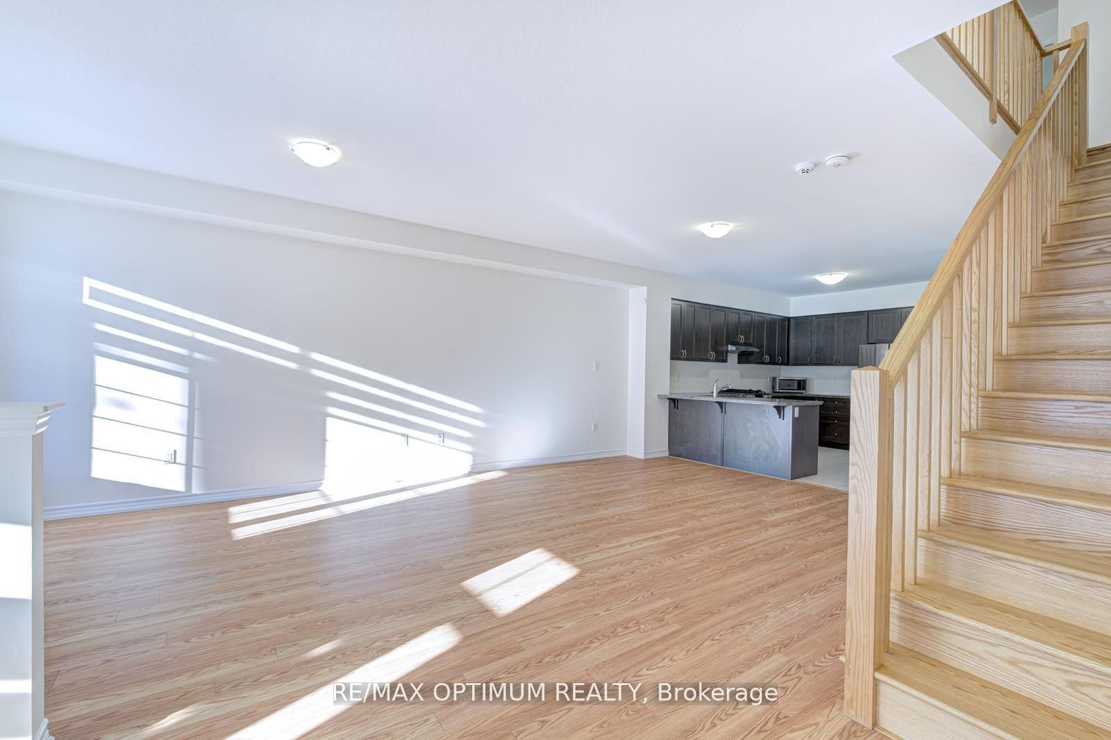 Additional image 6 of 2-305 Garner Road W, Hamilton, ON, L9G 3E6