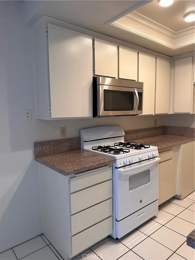 Additional image 37 of 4832 King Circle Unit D, Huntington Beach, CA 92648