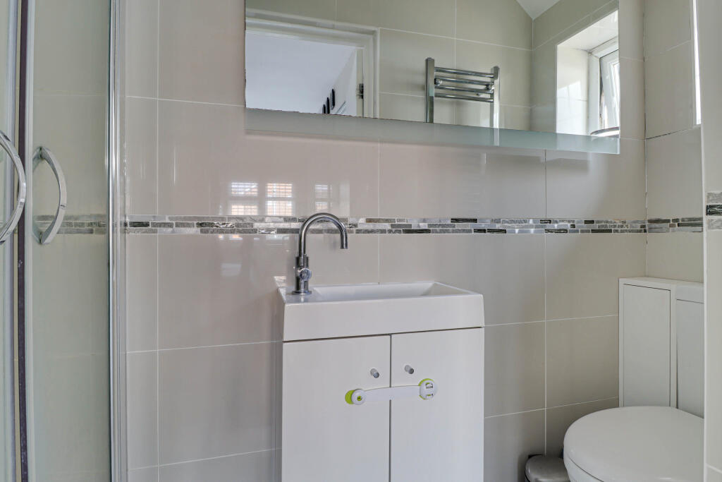 Additional image 9 of Piggottshill Lane, Harpenden, Hertfordshire, AL5