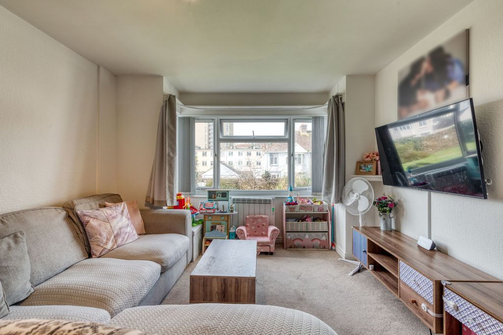 Additional image 2 of 2 bed flat for sale104 Marett Court, St Helier JE2
