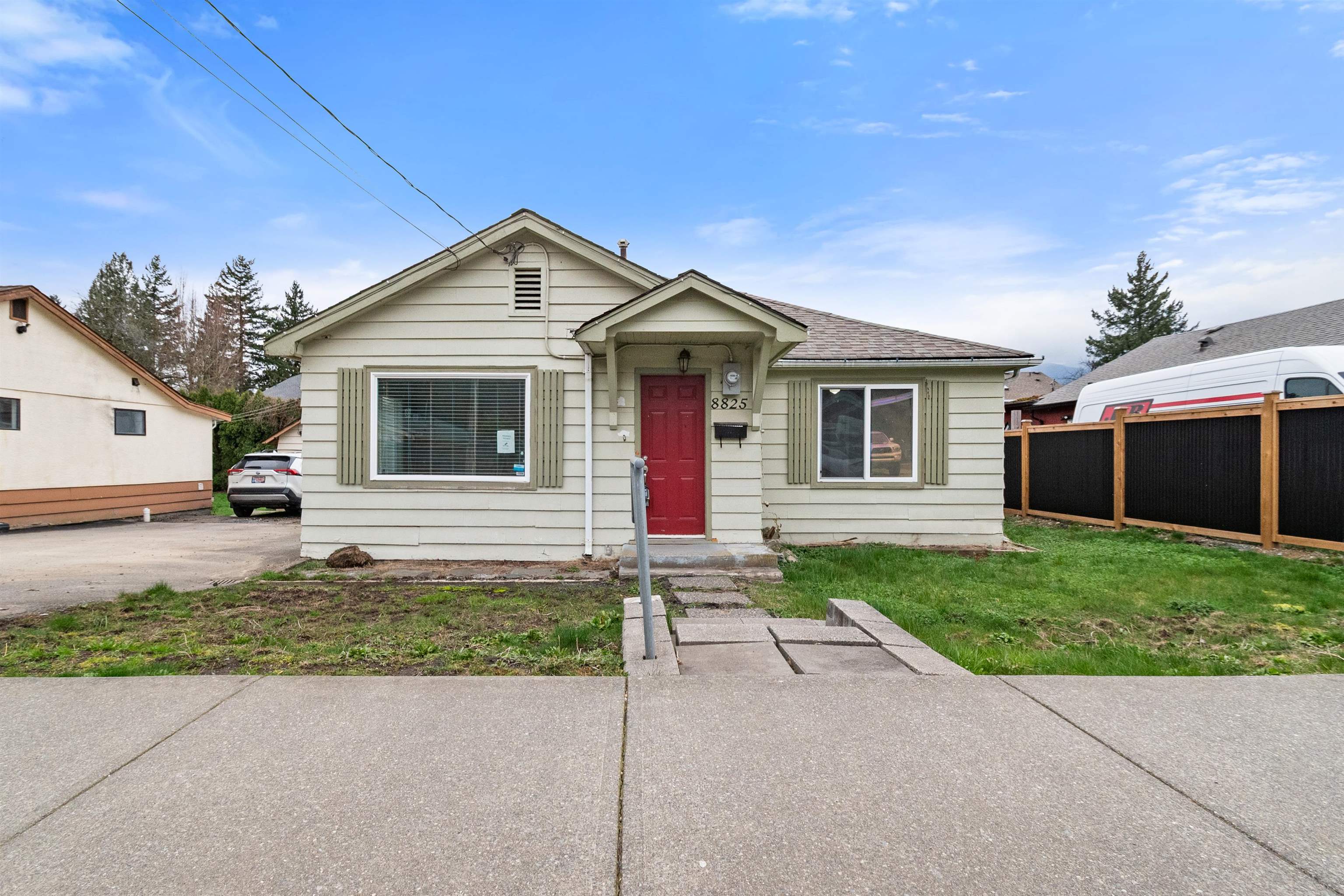 8825 Edward Street, Chilliwack, BC, V2P 4C8