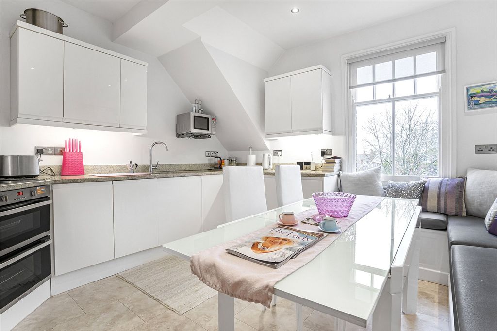 Additional image 10 of 3 bed flat for saleBanbury Road, Central North Oxford OX2