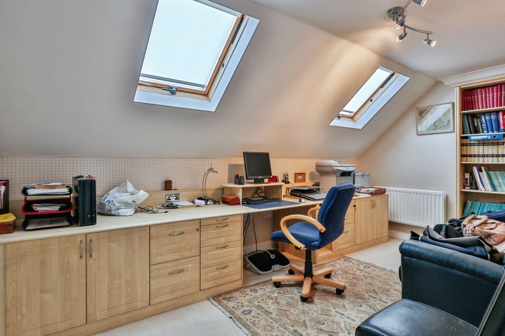 Additional image 13 of 4 bed flat for saleGrove Road, Bournemouth, Dorset BH1