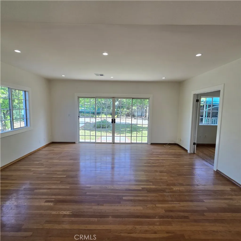 Additional image 6 of 2035 Rangeview Dr, Glendale, CA 91201