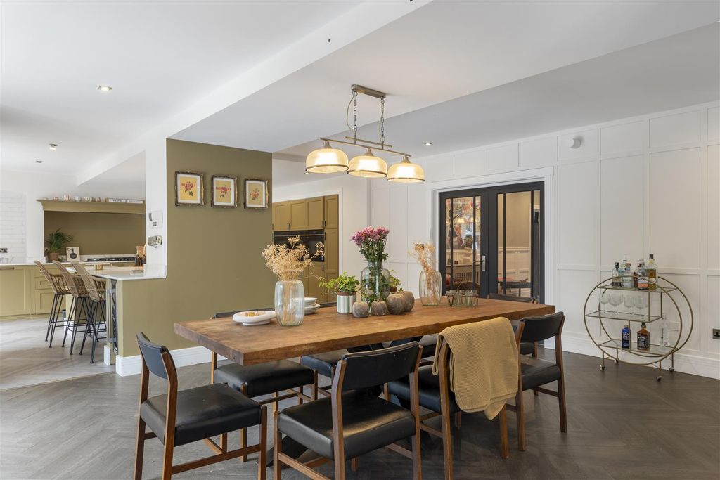 Additional image 24 of 7 bed property for saleLovelace Avenue, Solihull B91