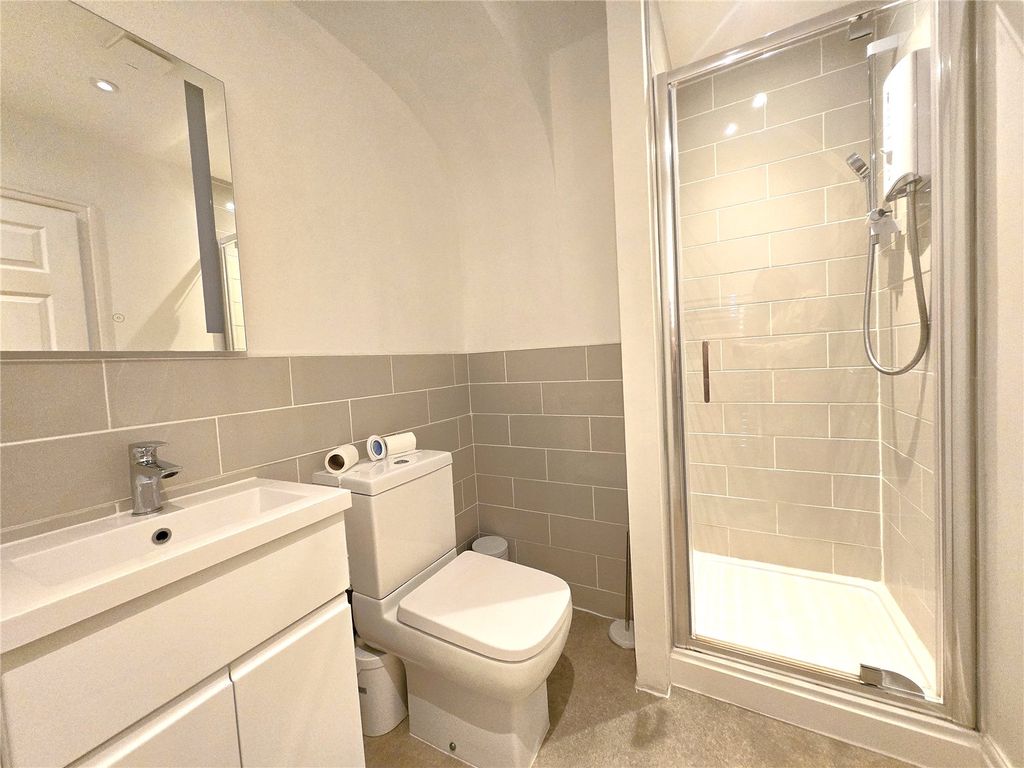 Additional image 13 of 2 bed flat for saleThe Croft, Tenby, Pembrokeshire SA70