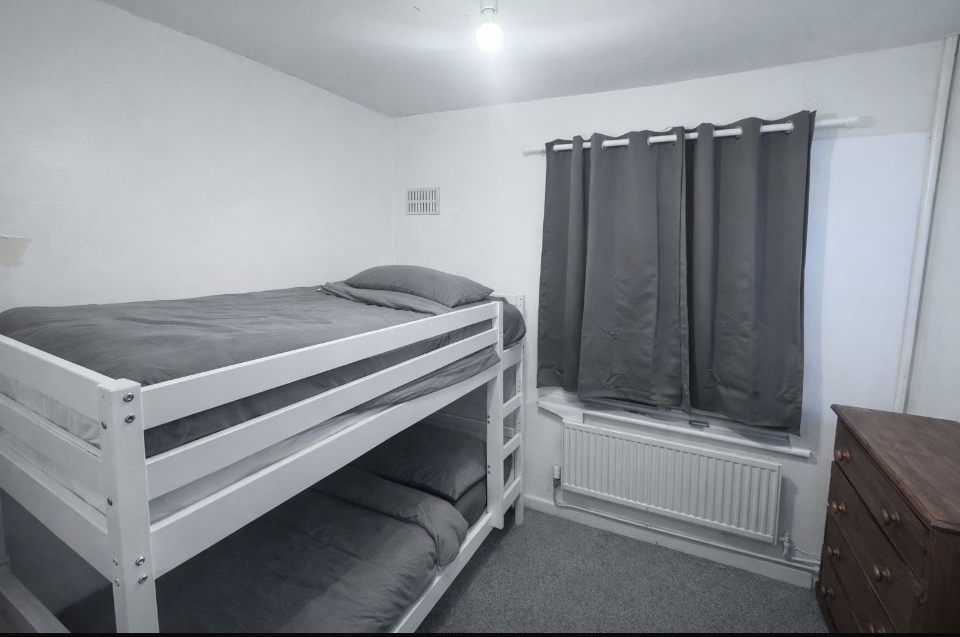 Additional image 5 of 3 Bed Flat, Crosby Row, SE1, N1 7GU