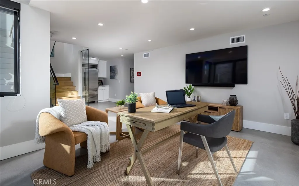 Additional image 40 of 502 W Balboa Blvd, Newport Beach, CA 92661