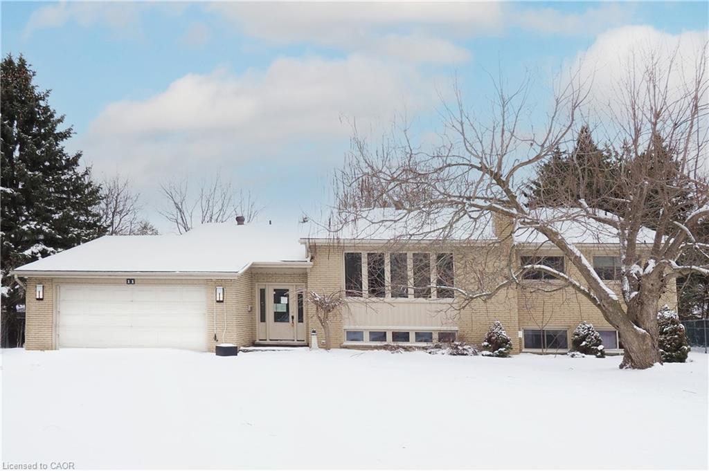 11 Norbert Place, Kitchener, ON, N2K 1E5