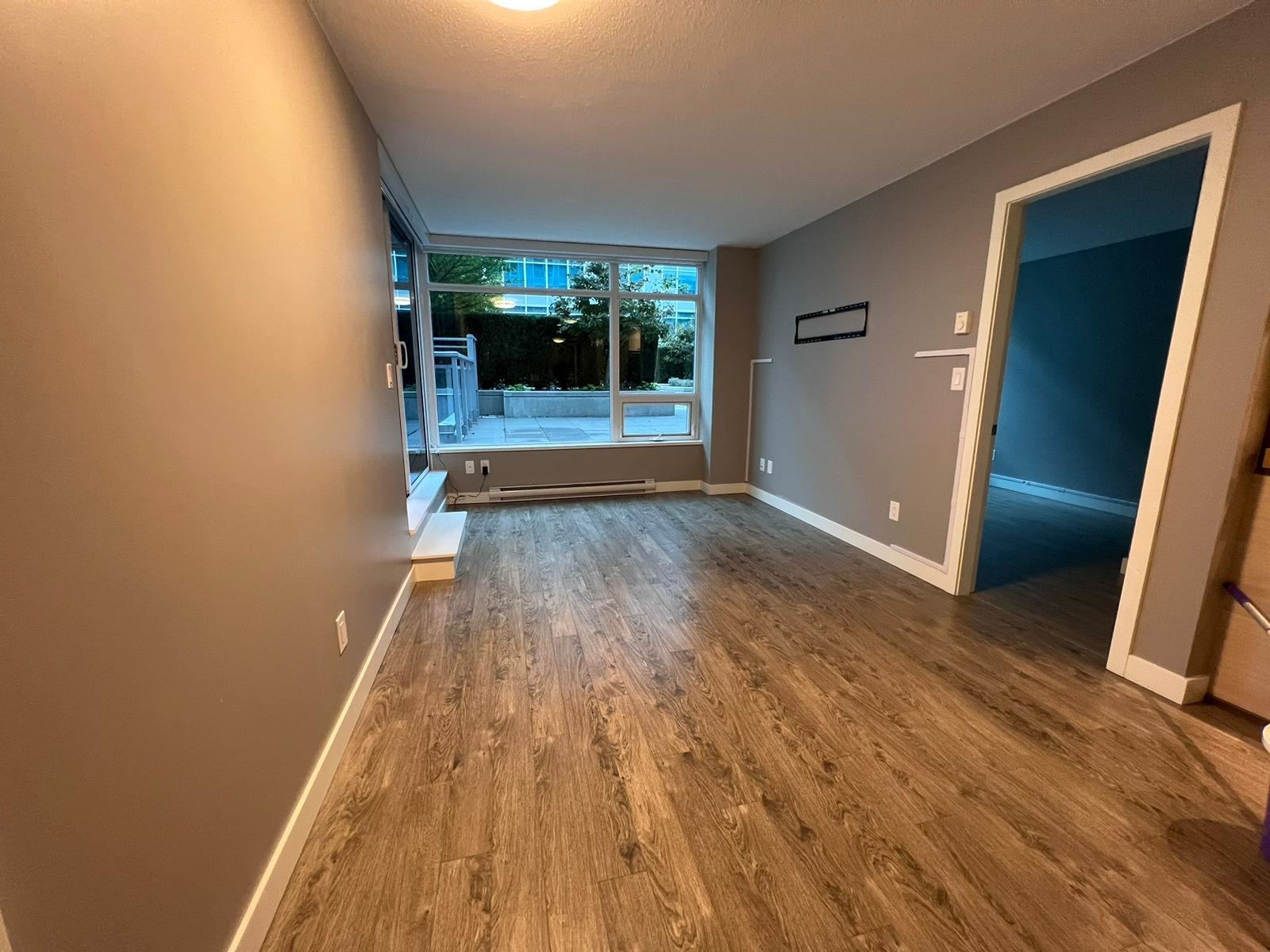 Additional image 3 of 915-6288 No. 3 Road, Richmond, BC, V6Y 0J4