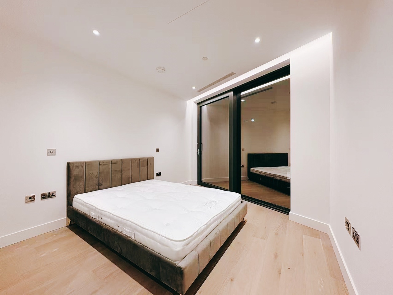 Additional image 5 of 2 Bed Flat, Majesty House, WC1X, WC1X 0FG