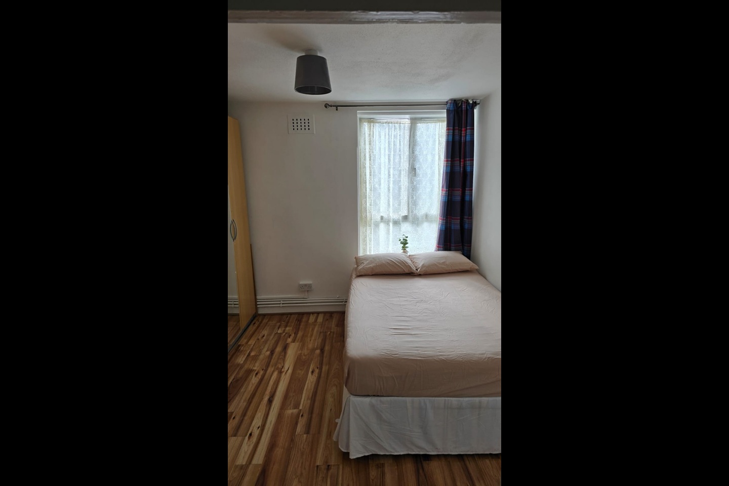 Additional image 2 of 3 Bed Flat, Tennyson House, SE17, N1 7GU