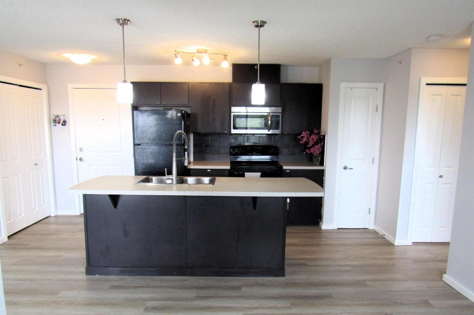 Additional image 8 of 453-1196 Hyndman Road NW, Edmonton, AB, T5A0X8