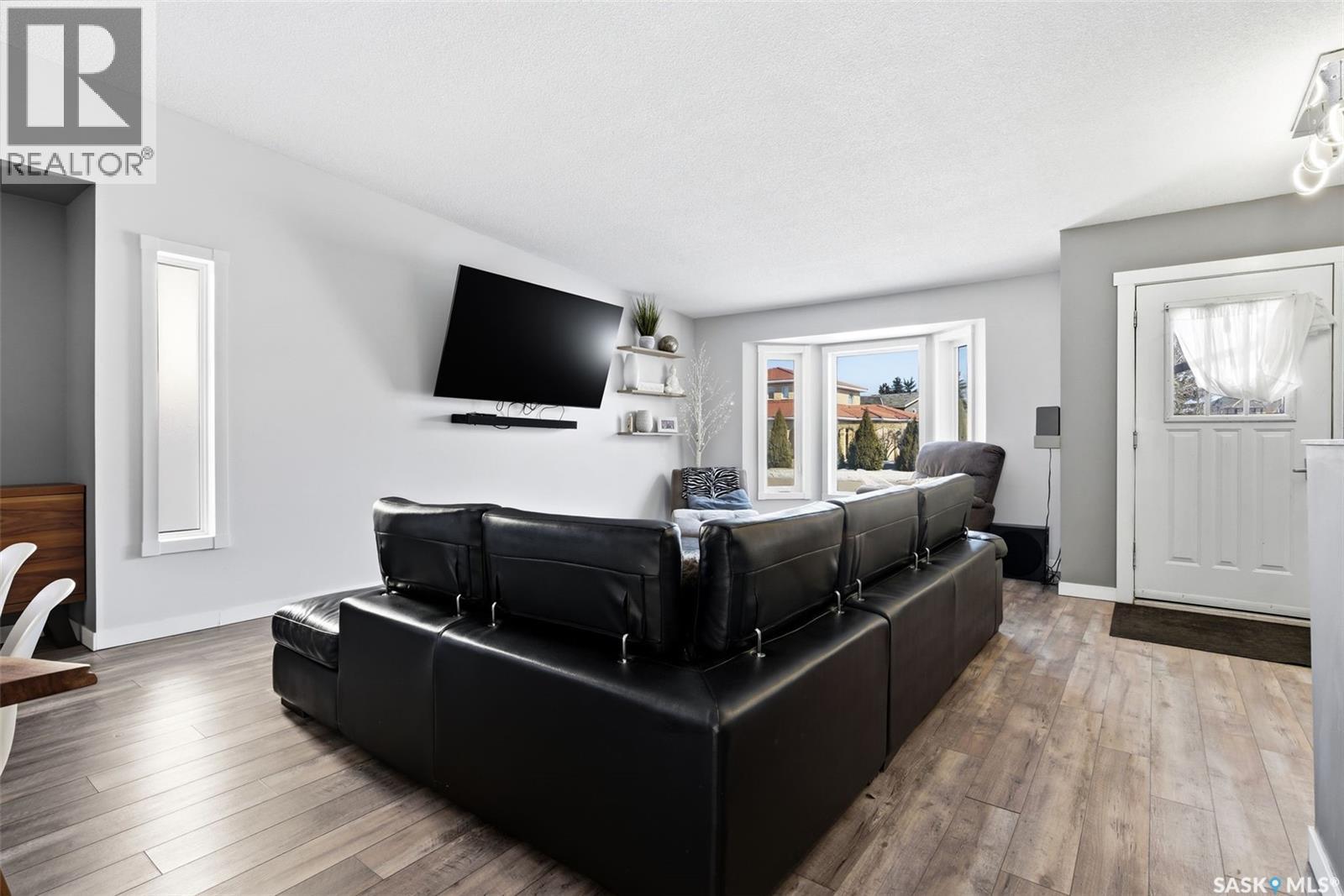 Additional image 5 of 5048 Queen Street, Regina, SK, S4S7E4