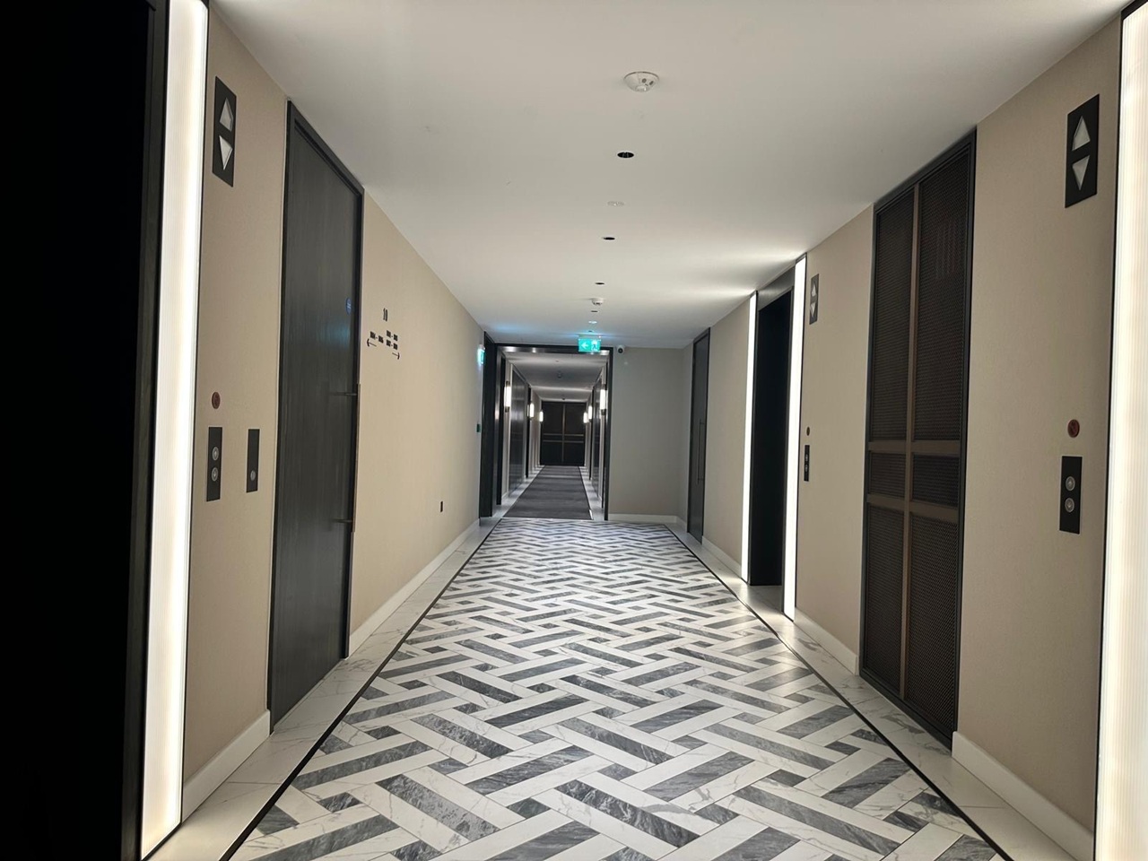 Additional image 10 of 3 Bed Flat, Carnation Way, SW8, SW8 5GZ