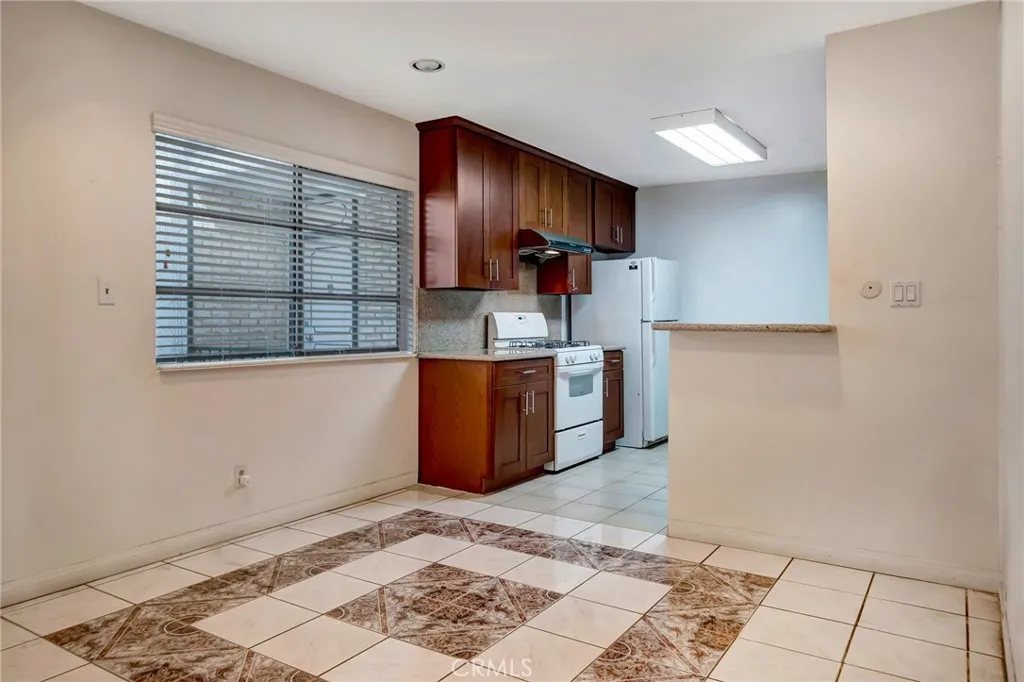 Additional image 12 of 5315 Zelzah Ave Unit 6, Encino, CA 91316