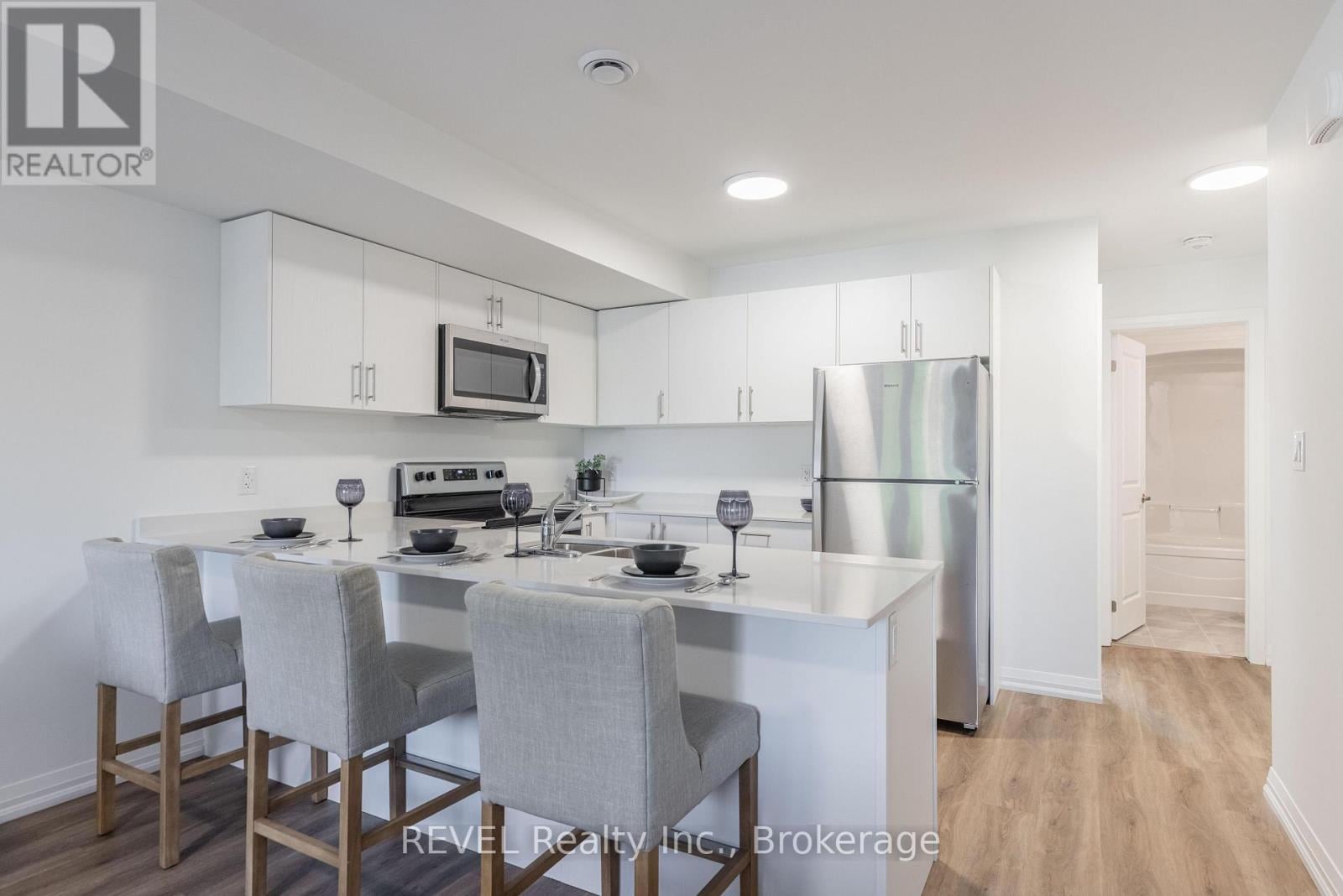 Additional image 3 of 34-35 Southworth Street North, Welland, ON, L3B1X8