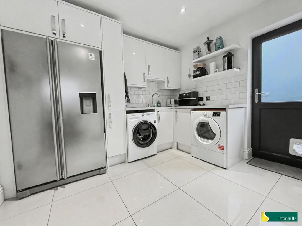 Additional image 17 of 6 bed detached house for saleShoal Creek, Collingtree Park, Northampton NN4