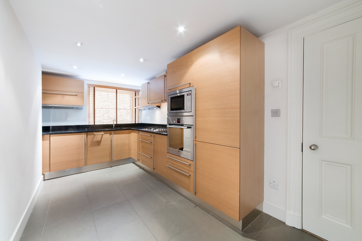 Additional image 2 of 2 Bed Flat, Kings Road, SW3, N1 7GU