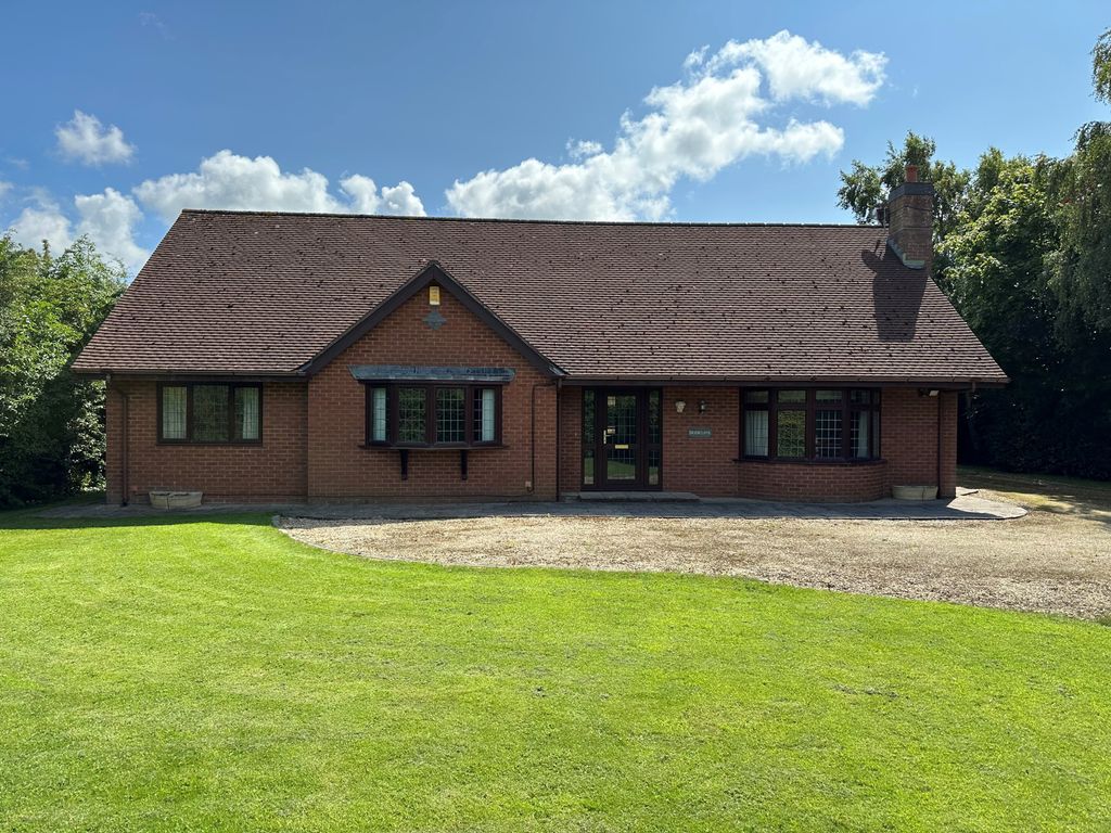 3 bed flat for saleLancaster Road, Out Rawcliffe, Preston PR3