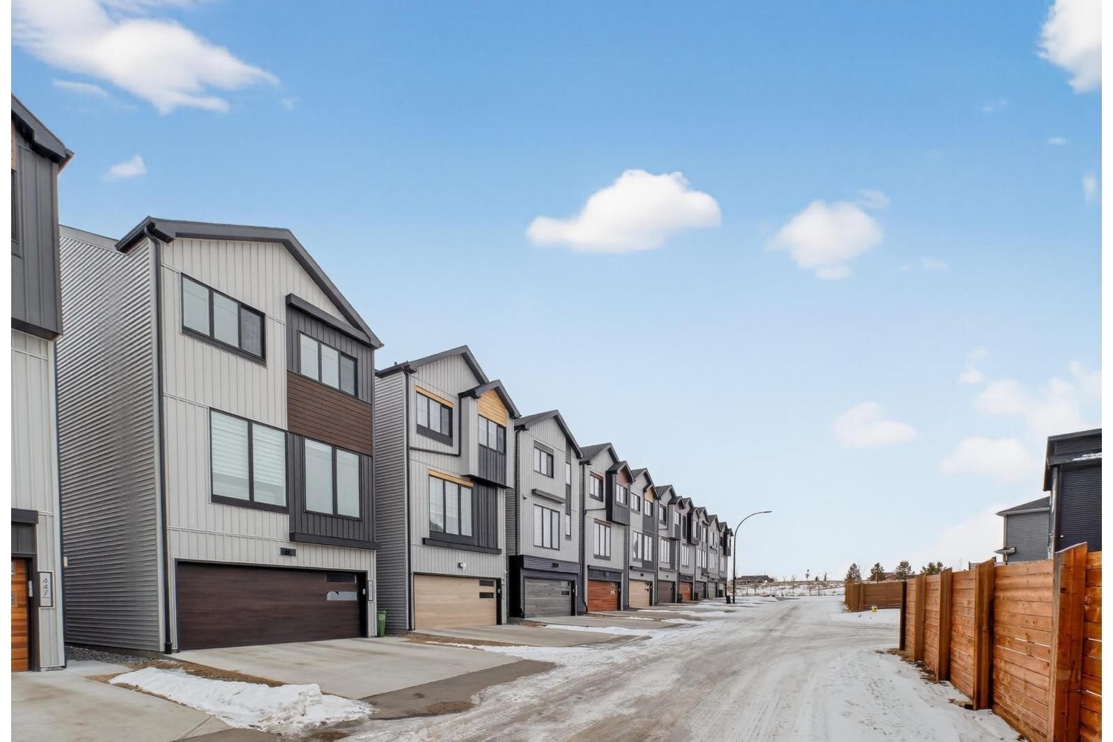 Additional image 8 of 451 39 Street SW, Edmonton, AB, T6X2X9