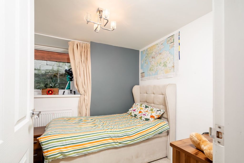 Additional image 24 of 3 bed flat for saleLanglands Road, Hawick TD9