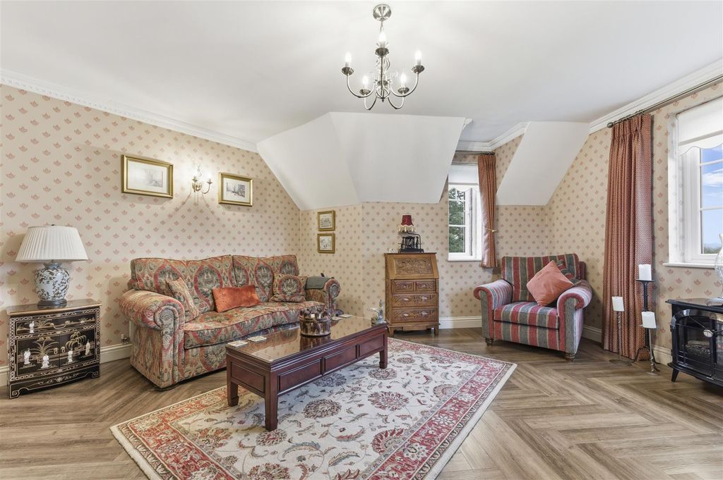 Additional image 10 of 2 bed flat for saleWestern Courtyard, Talygarn, Pontyclun CF72