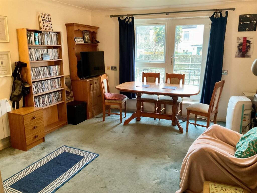 Additional image 3 of Kingsford Court, Coombe Valley Road, Dover