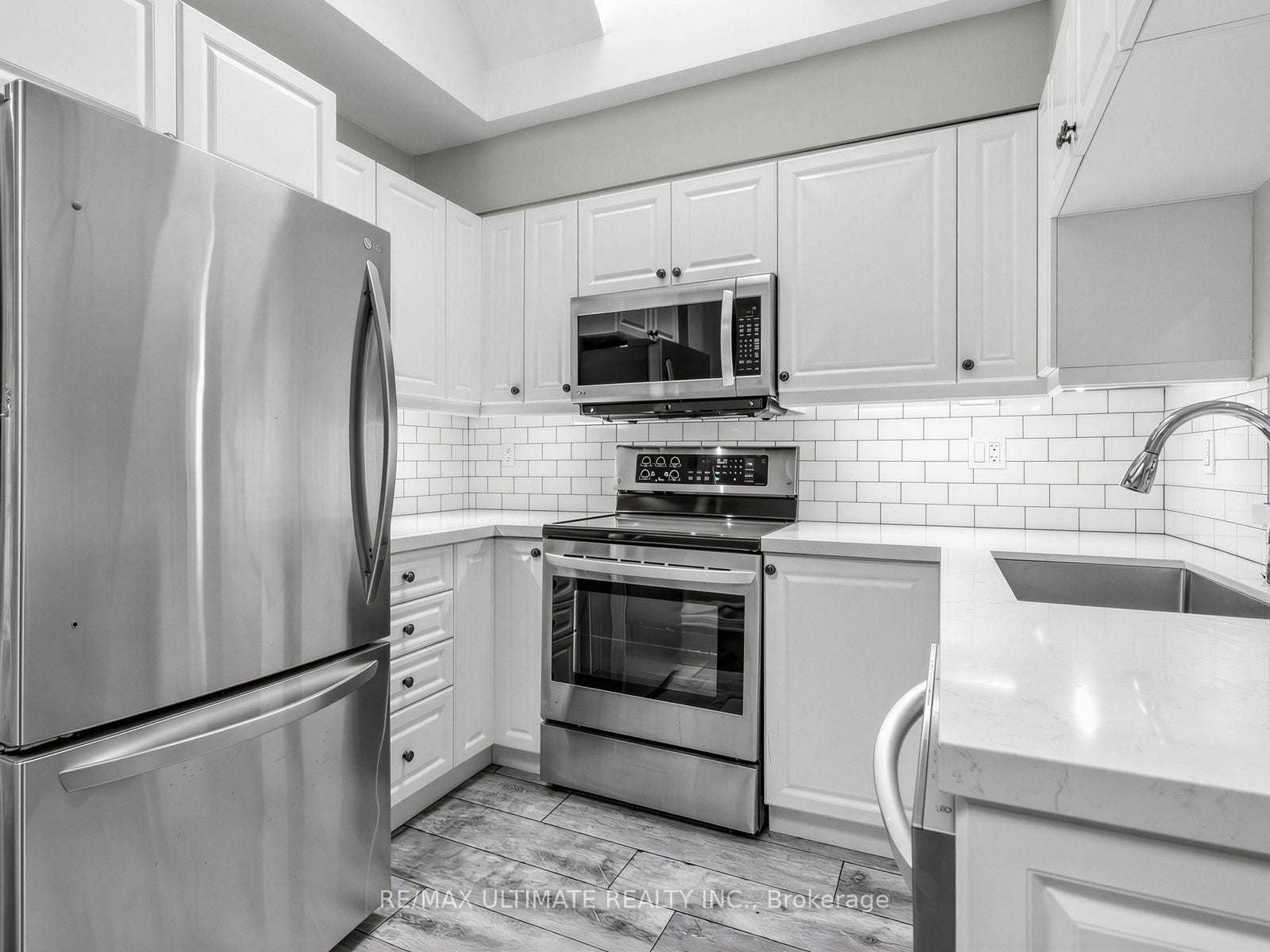 Additional image 6 of 2 Upper Leve-213 Langley Avenue, Toronto, ON, M4K 1C1