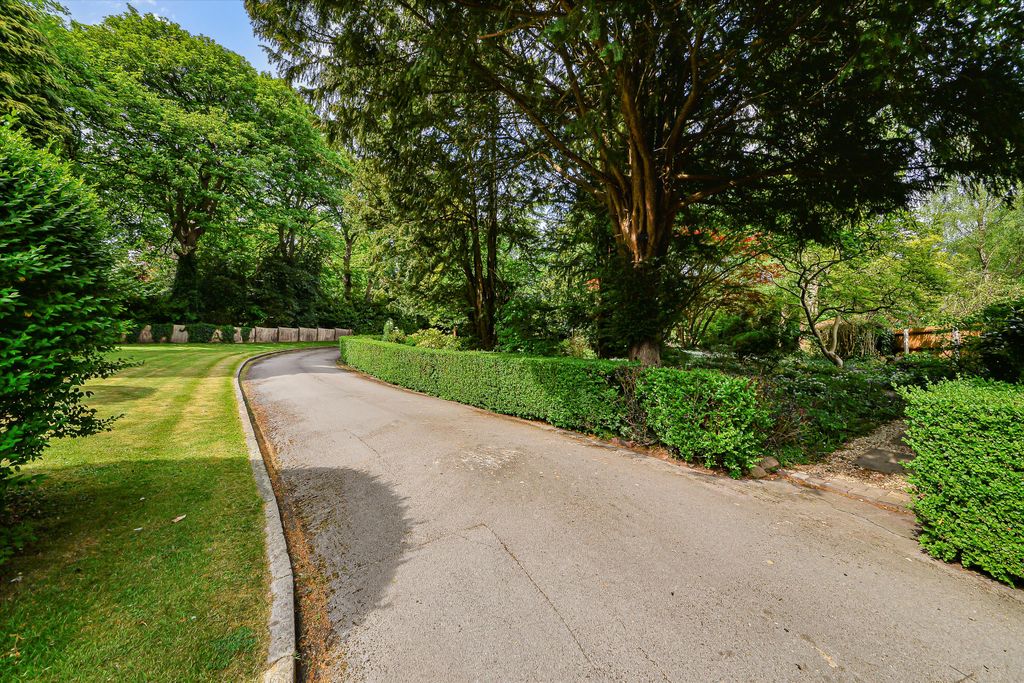 Additional image 47 of 6 bed detached house for saleWoodbourne Road, Harborne, Birmingham B17