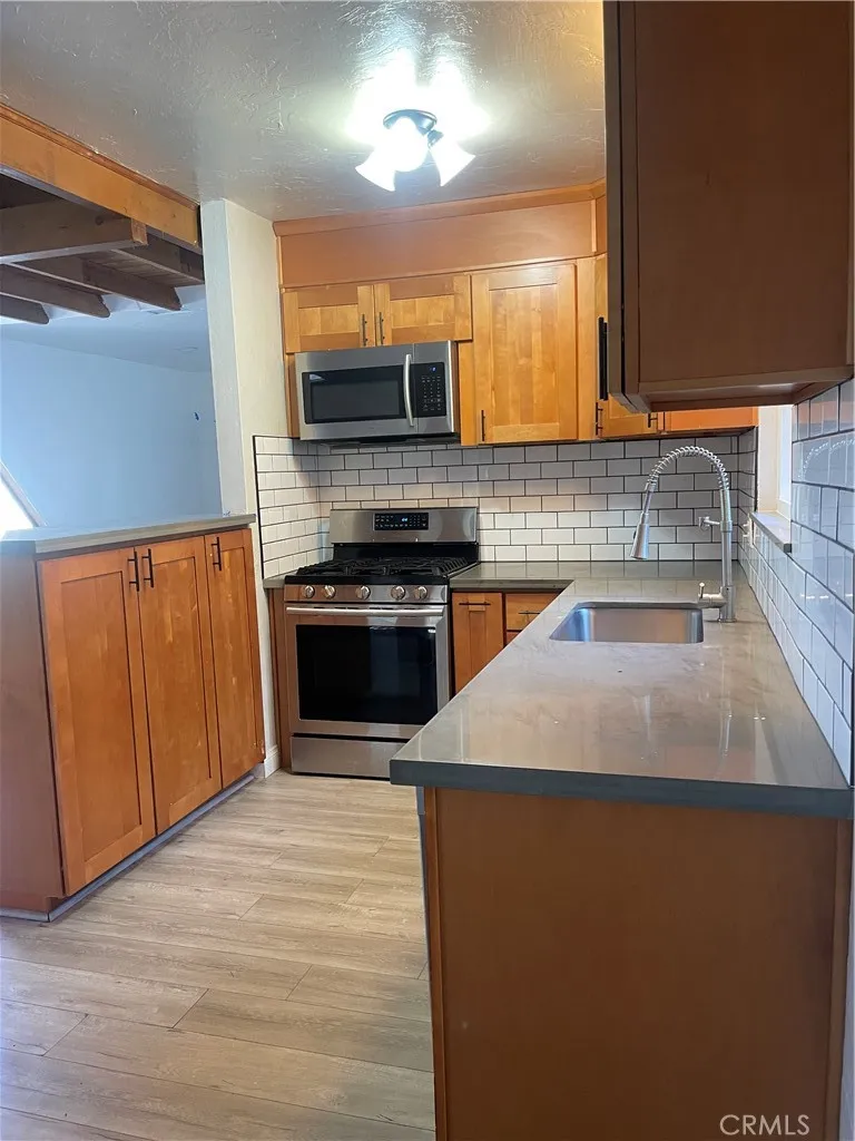 Additional image 57 of 29392 Lake View Dr, Cedar Glen, CA 92321