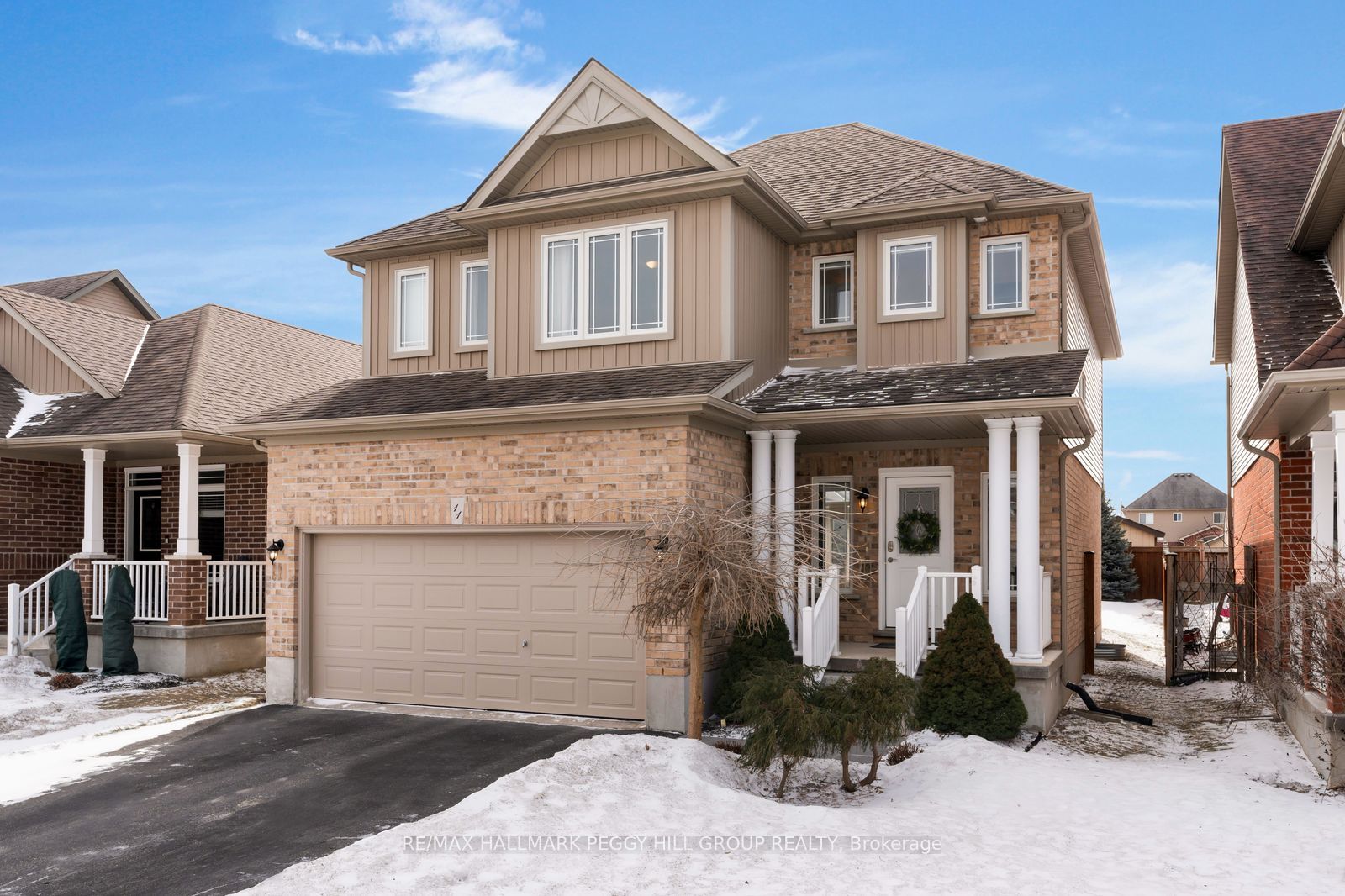 11 Arnold Crescent, Essa, ON, L3W 0P9