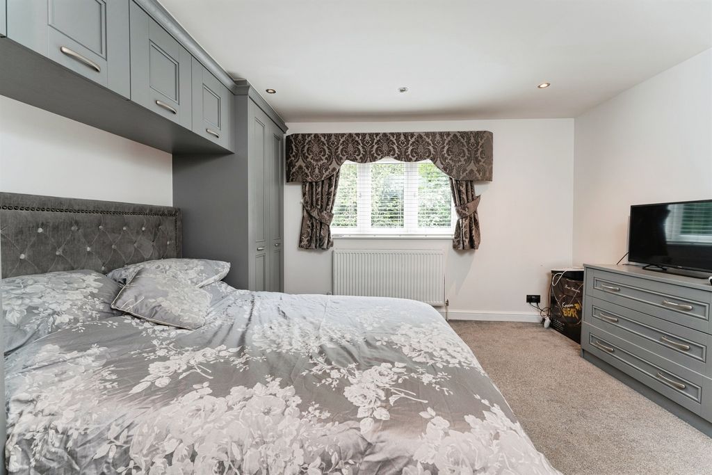 Additional image 5 of 3 bed detached house for salePalmers Road, Peterborough PE1